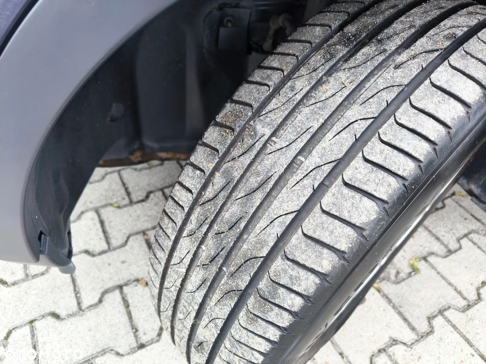 Land Rover Discovery Sport TD4 SE - 26