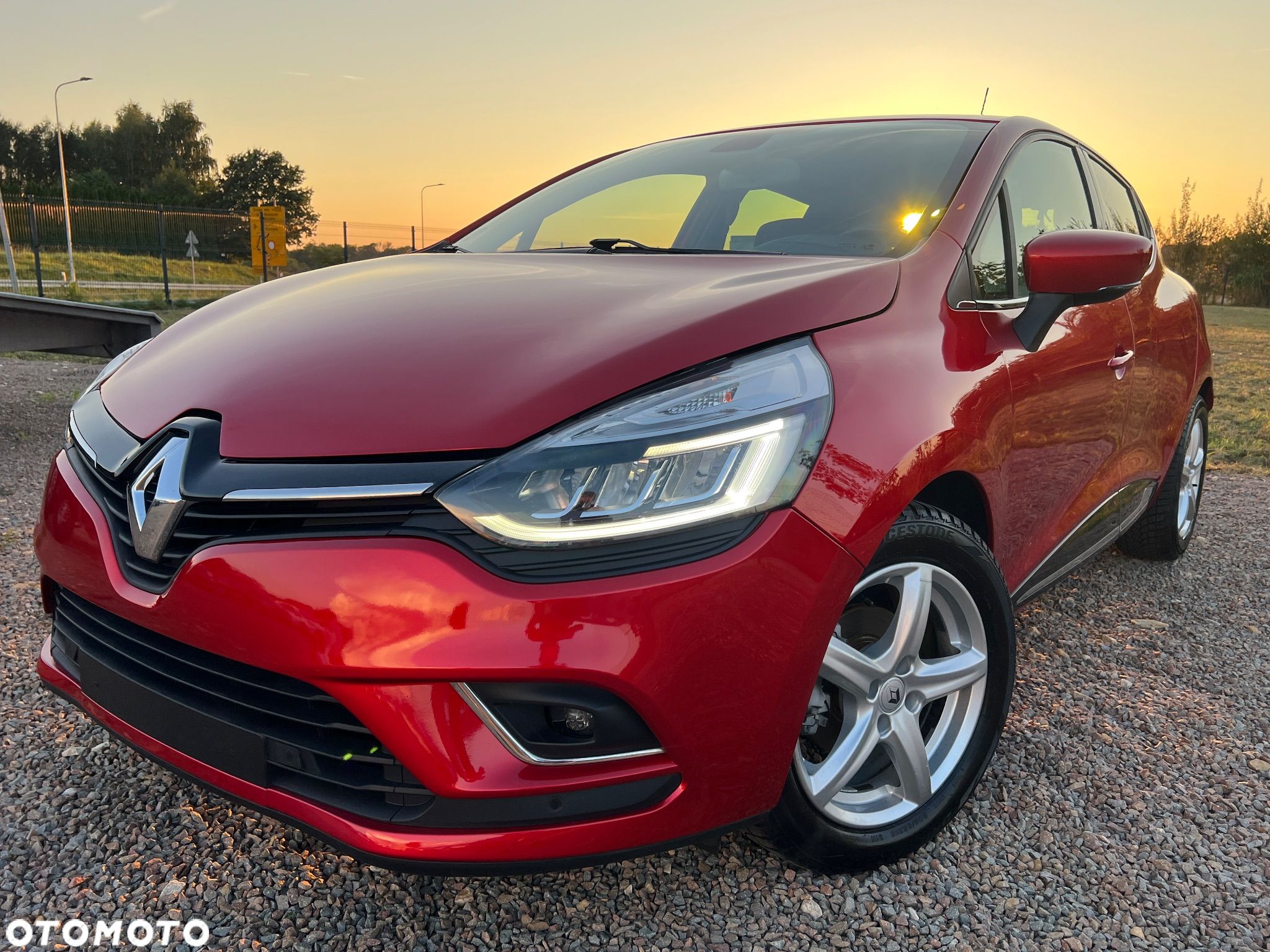 Renault Clio 0.9 Energy TCe Intens - 1