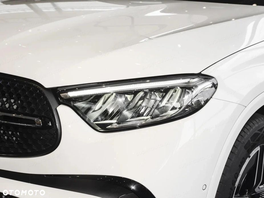 Mercedes-Benz GLC 220 d mHEV 4-Matic AMG Line - 13