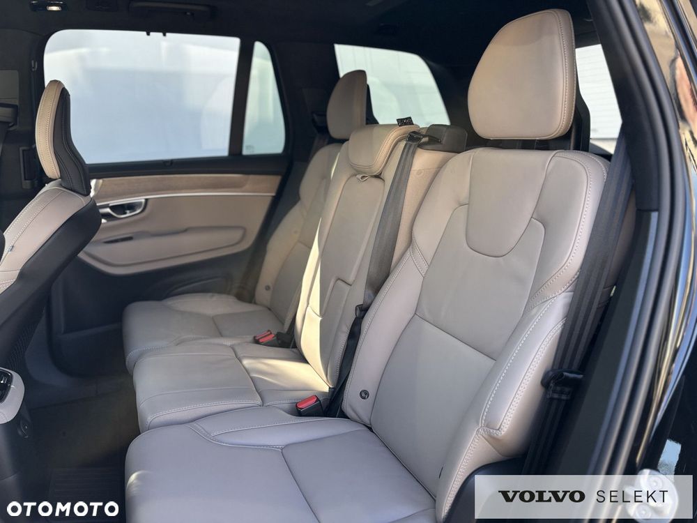 Volvo XC 90 - 26