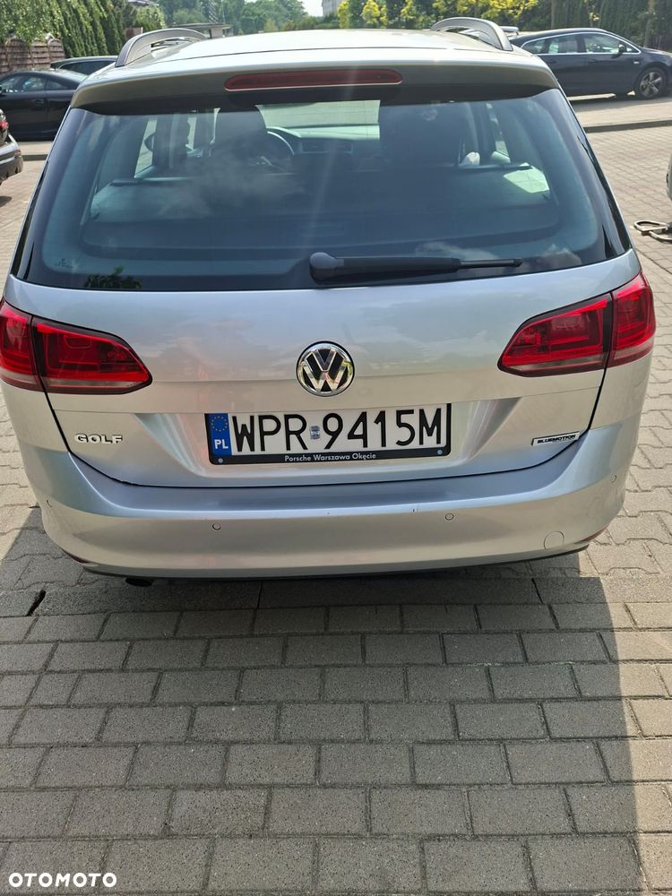 Volkswagen Golf - 2