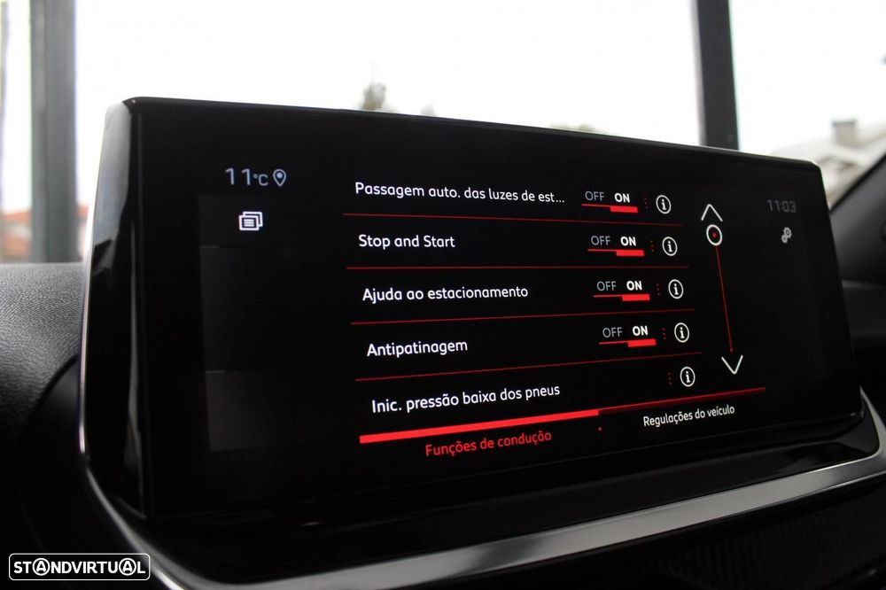 Peugeot 2008 PureTech 130 GT - 24