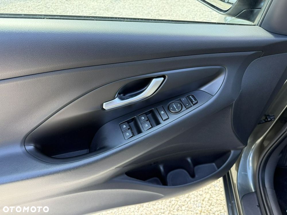 Hyundai i30 - 25