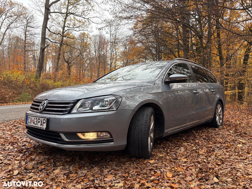 Volkswagen Passat - 1