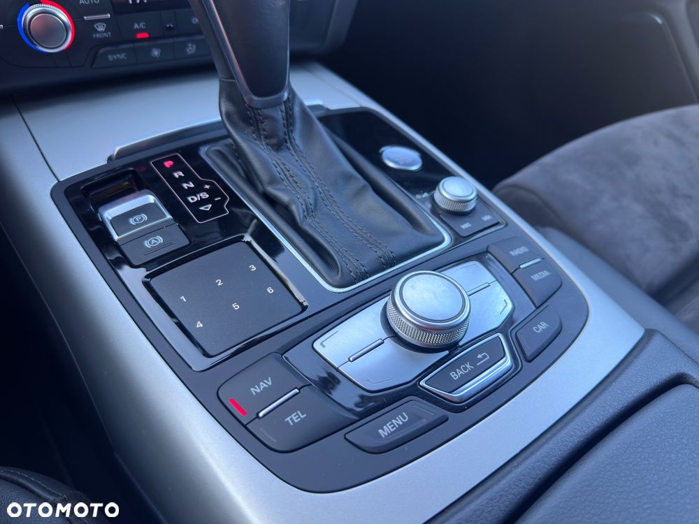 Audi A6 Avant 2.0 TDI quattro S tronic - 27