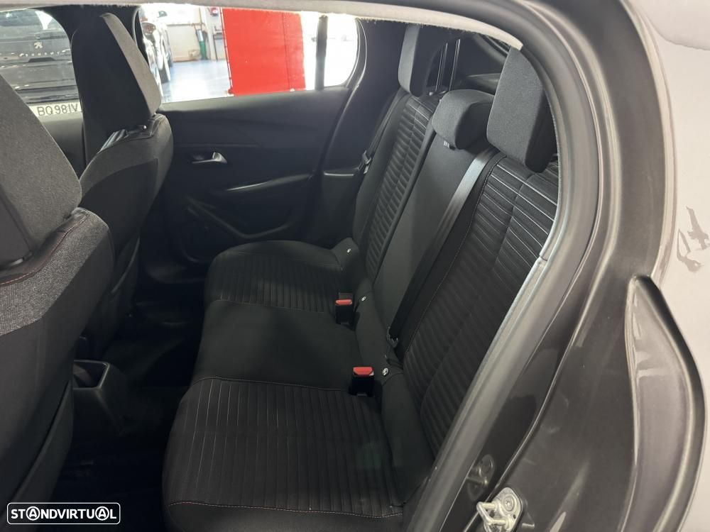 Peugeot 208 PureTech 100 Active Pack - 42