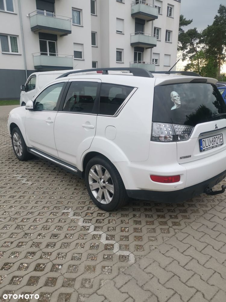 Mitsubishi Outlander 2.2 DI-D 4WD Intense - 3