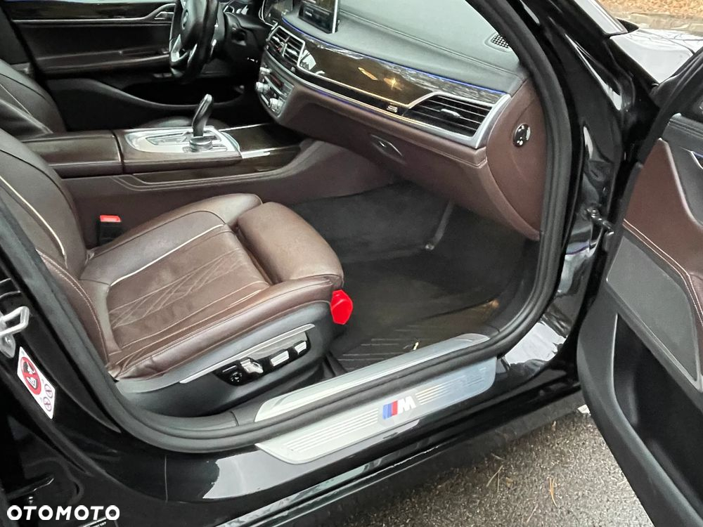BMW Seria 7 740d xDrive - 17
