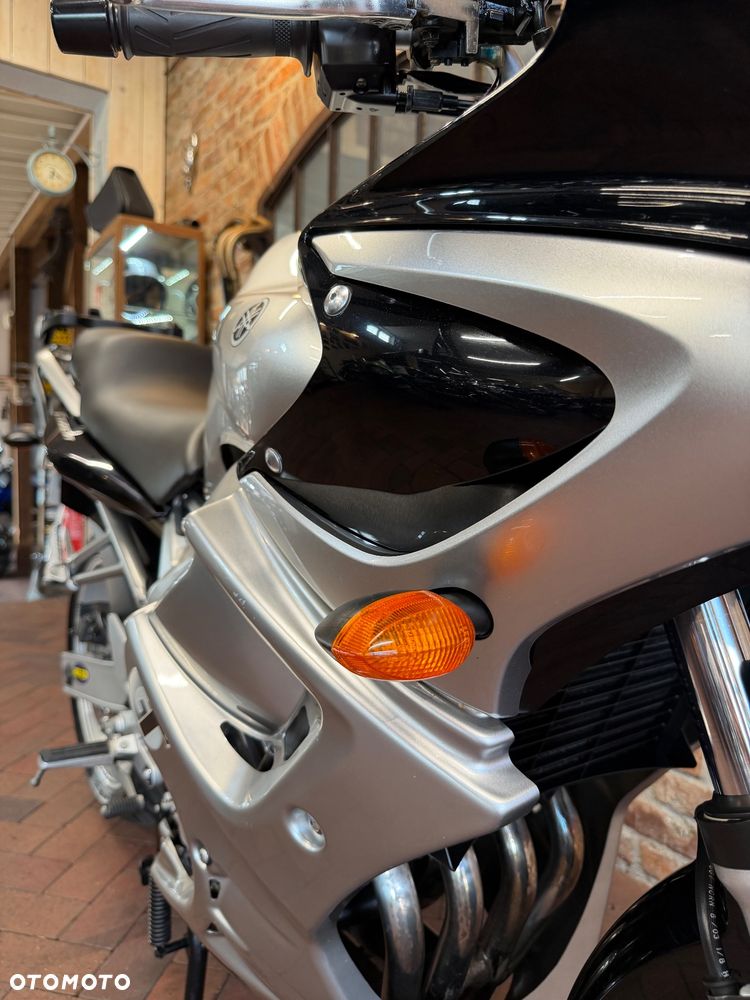 Yamaha FZ6 - 26