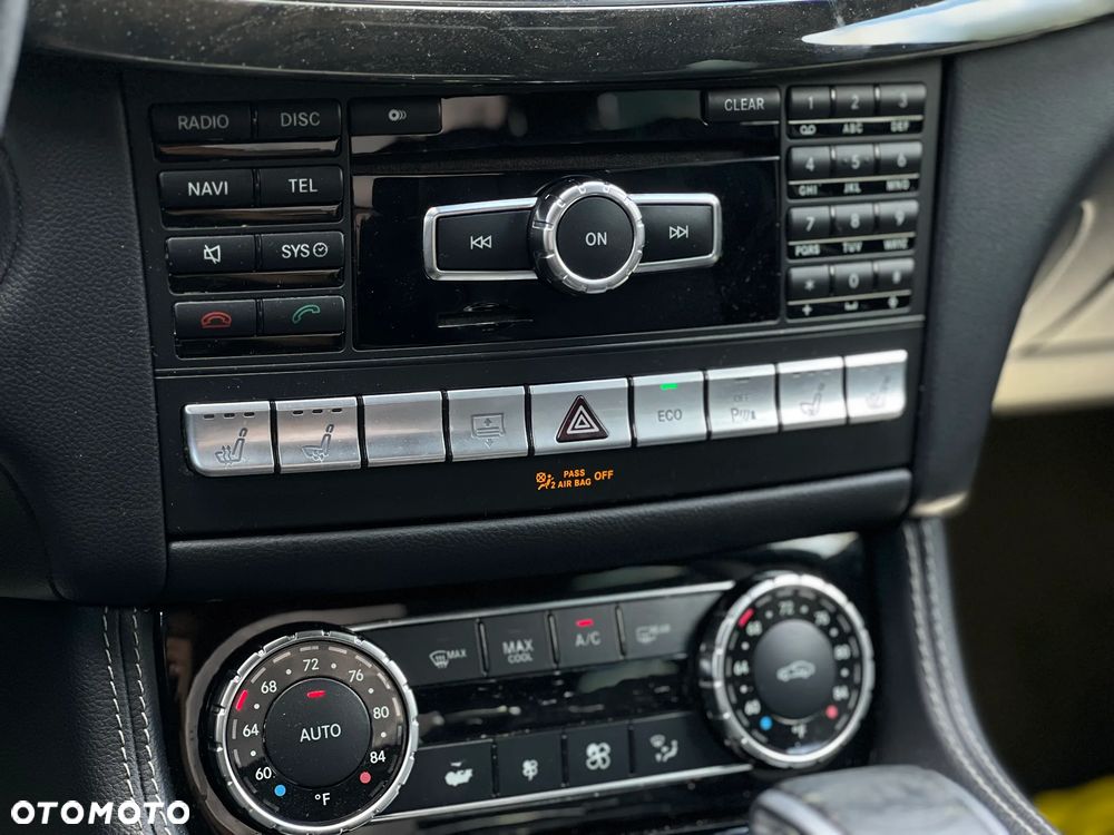 Mercedes-Benz CLS - 22