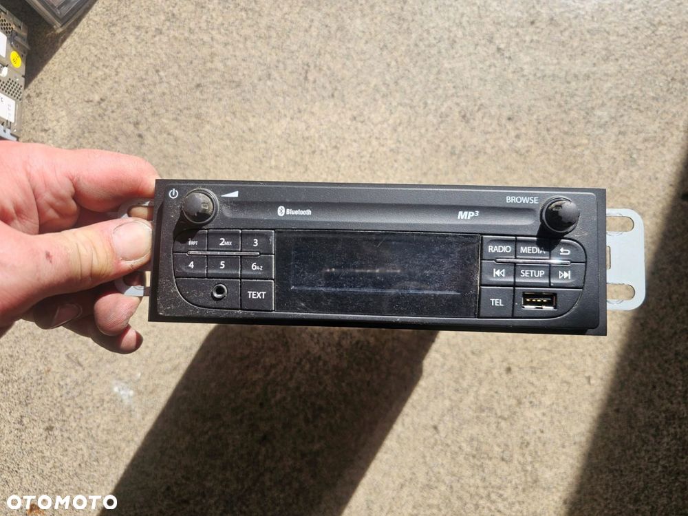 radio bluetooth 280215396r renault master iii lift - 1