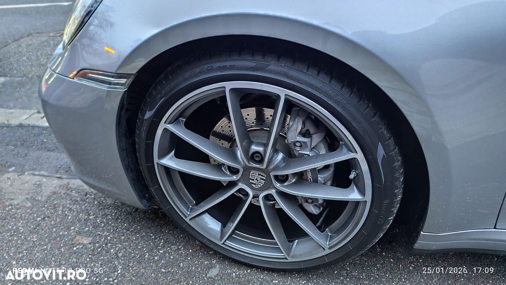 Porsche 911 Carrera PDK - 10