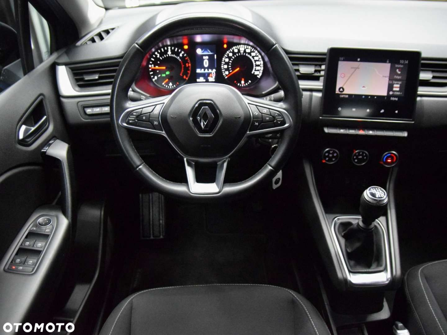 Renault Captur - 19