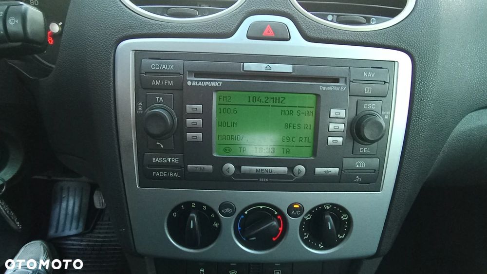 Ford Focus 1.6 Ti-VCT Sport - 15