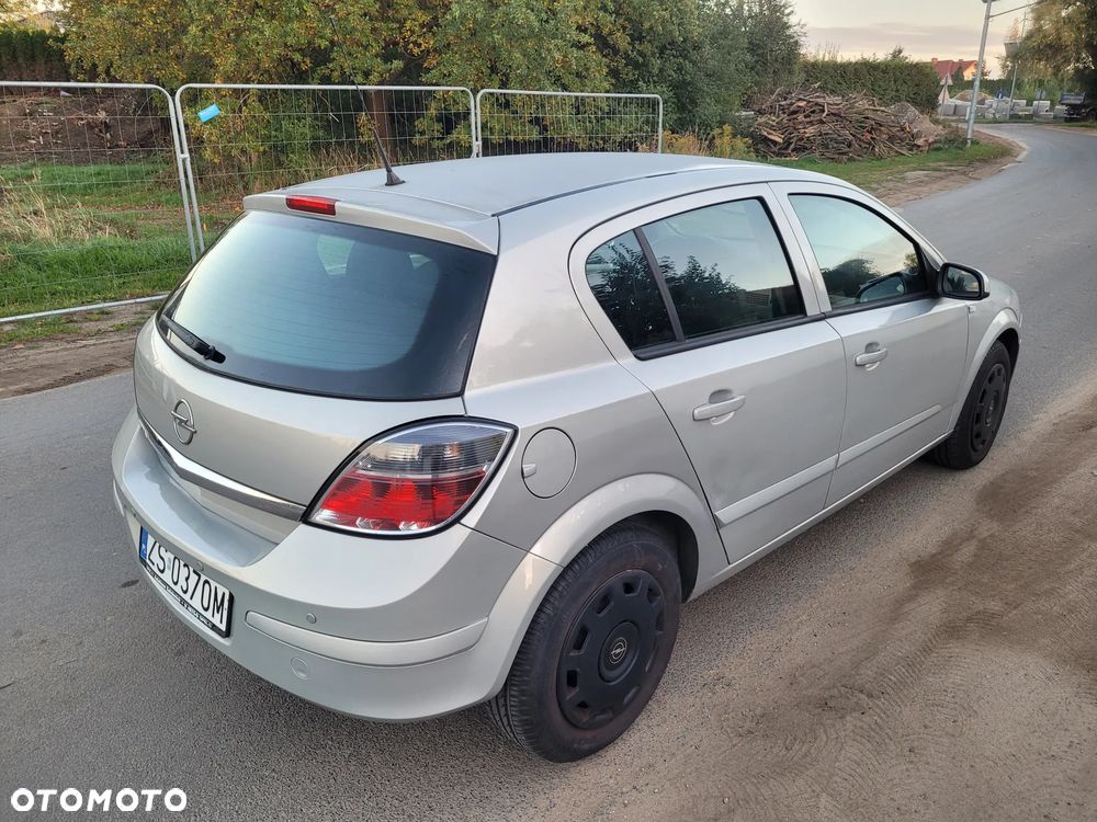 Opel Astra 2007 photo 3