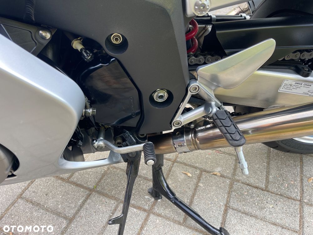 Honda CBR - 16