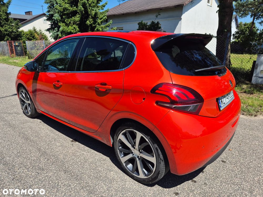 Peugeot 208 - 6