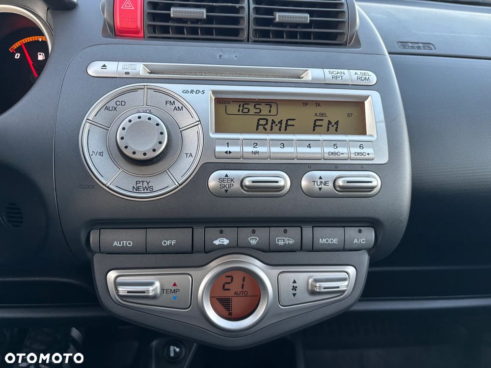 Honda Jazz 1.4 Style - 23