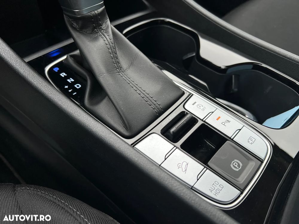 Hyundai Tucson 1.6 CRDi 48V-Hybrid 2WD DCT Select - 14