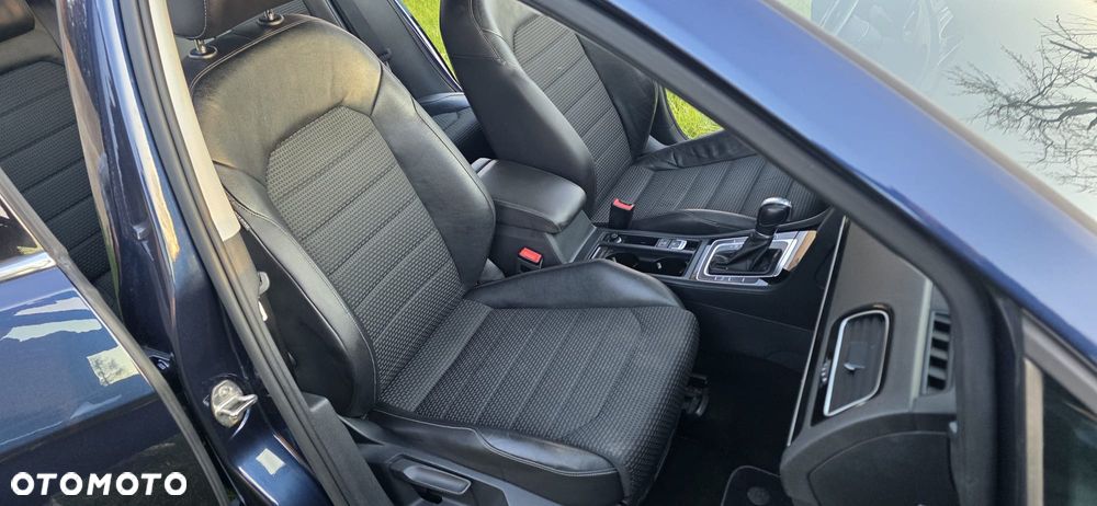 Volkswagen Golf 2.0 TDI BlueMotion Technology DSG Allstar - 5