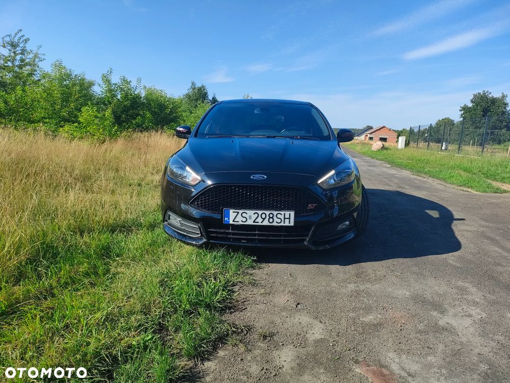 Ford Focus 2.0 EcoBoost ST-2 - 3