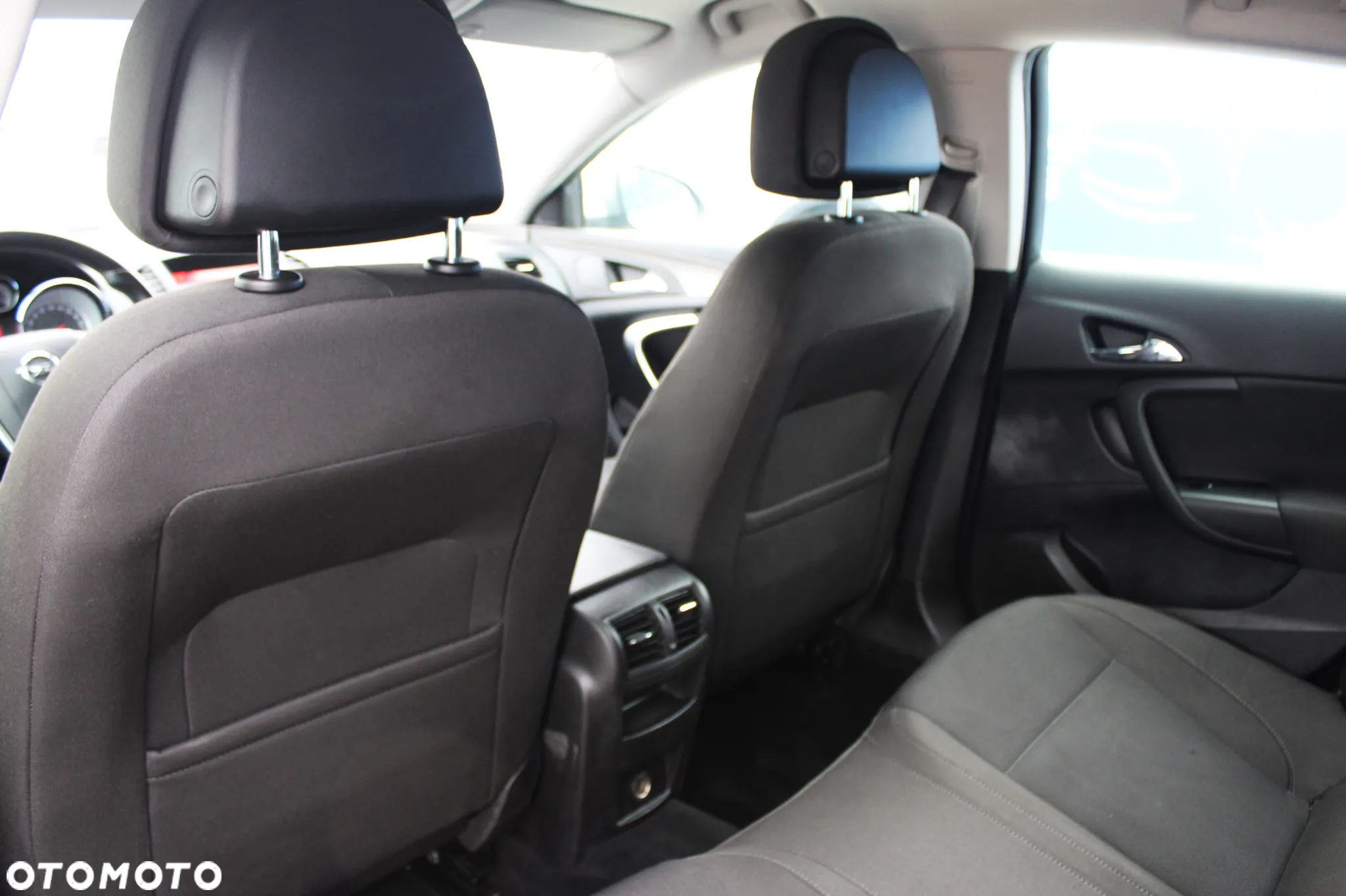 Opel Insignia 2.0 CDTI - 13