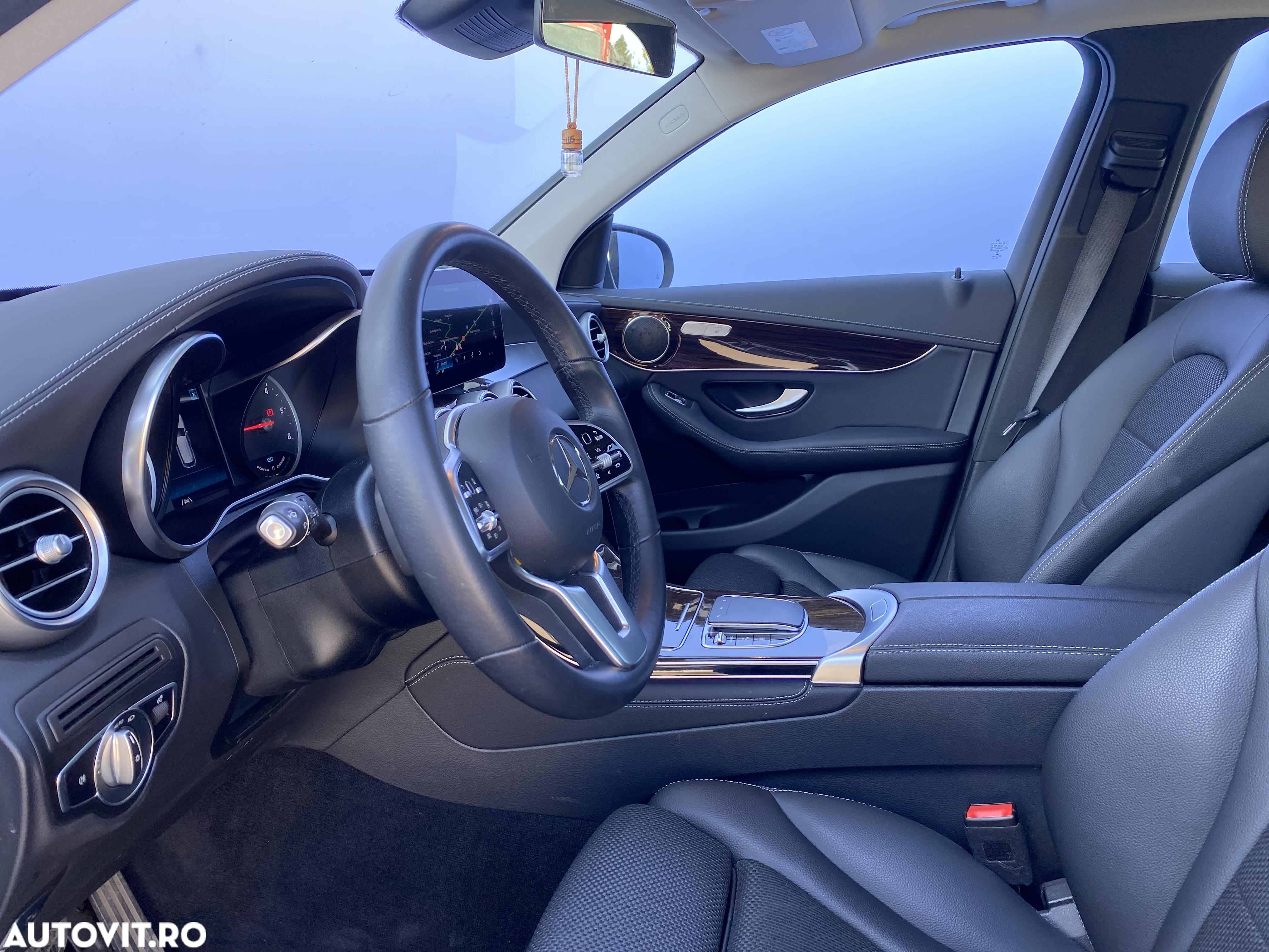 Mercedes-Benz GLC 300 de 4MATIC - 14