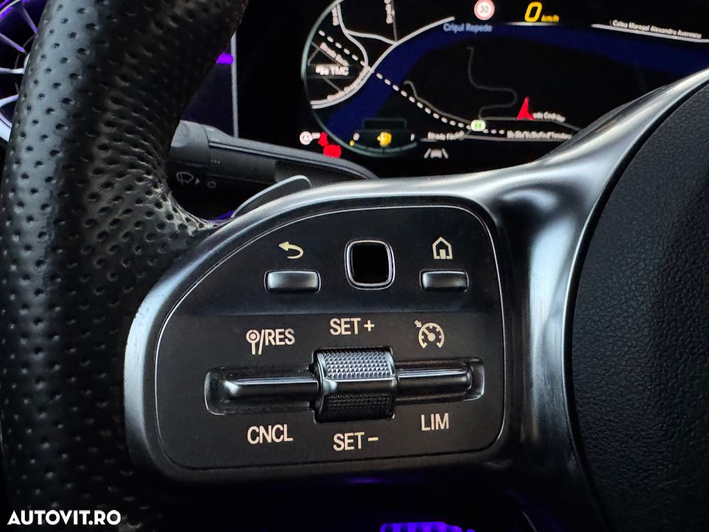 Mercedes-Benz CLA - 22