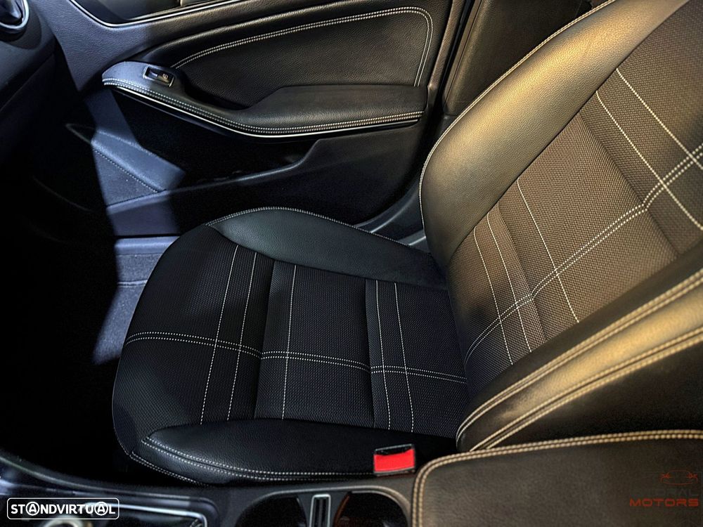 Mercedes-Benz A 180 Peak Edition - 20