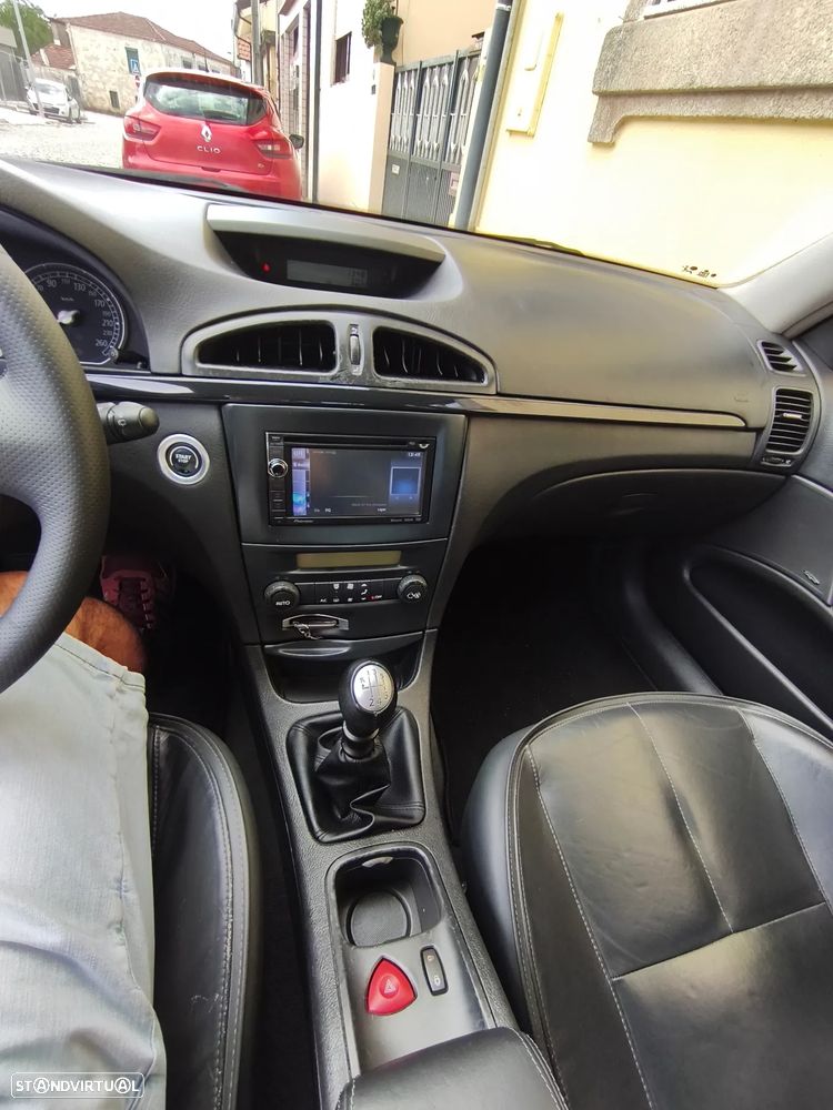 Renault Laguna 2.0 dCi Privilège - 9