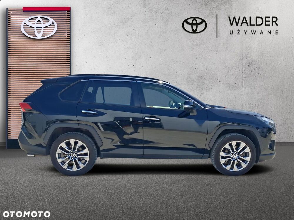 Toyota RAV4 - 7