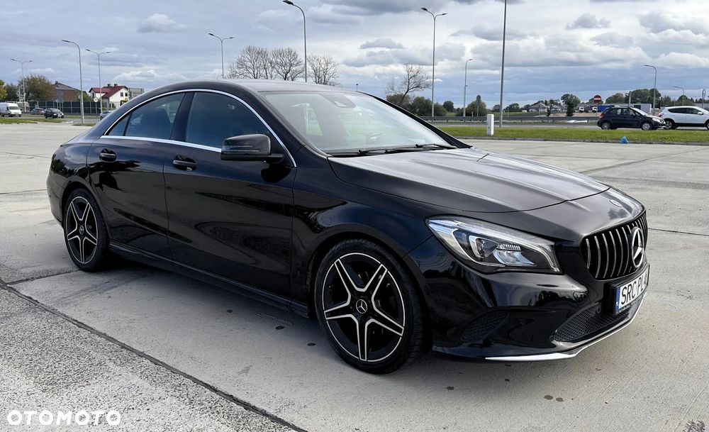 Mercedes-Benz CLA 180 7G-DCT - 2