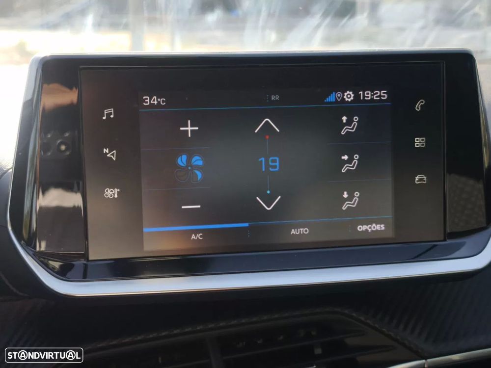 Peugeot 2008 PureTech 130 EAT8 Allure - 15
