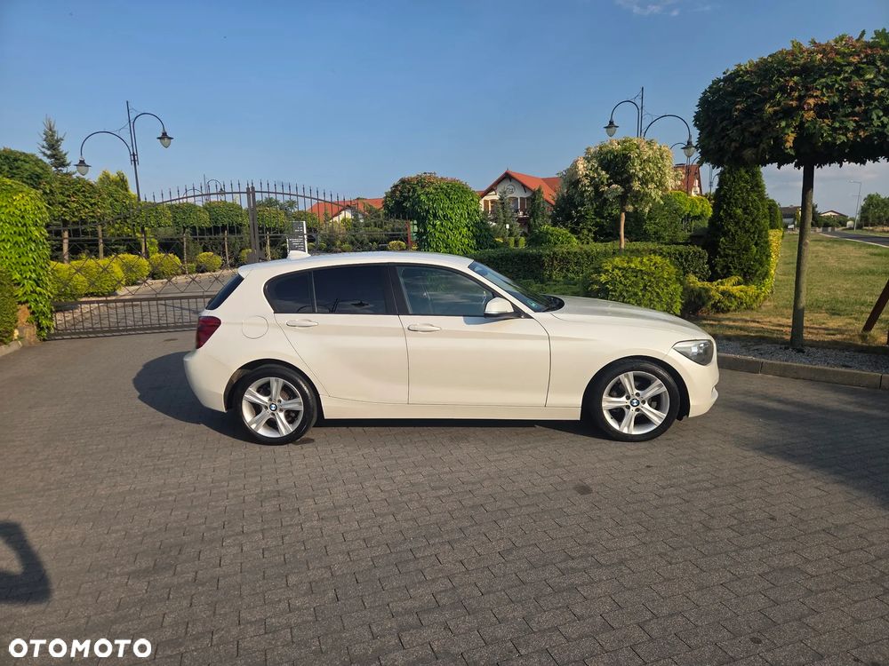 BMW Seria 1 116d DPF Edition Sport - 16
