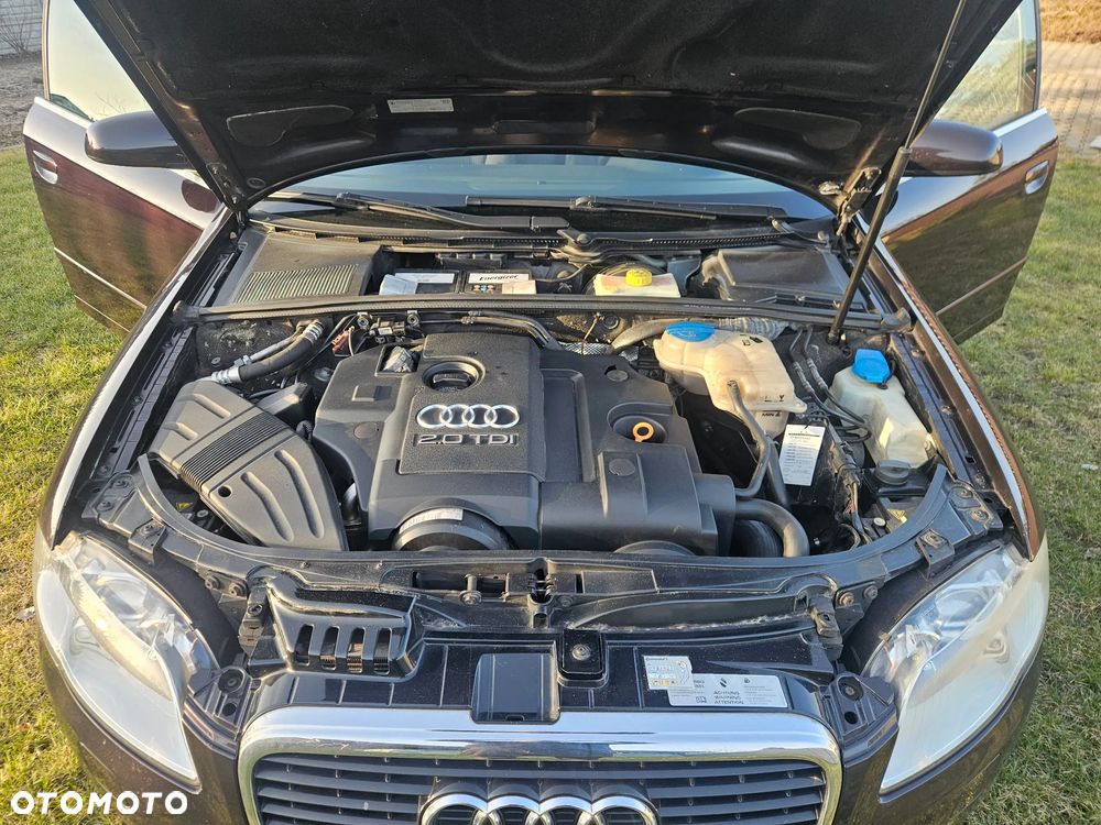 Audi A4 Avant 2.0 TDI - 16