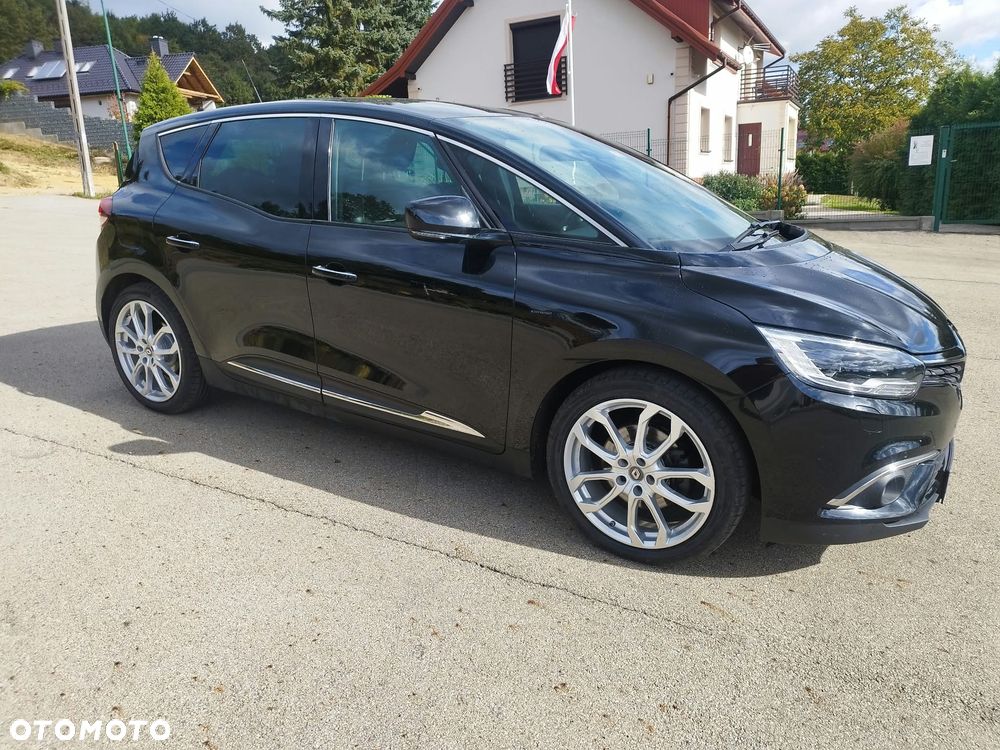 Renault Scenic TCe 160 GPF BLACK EDITION - 10
