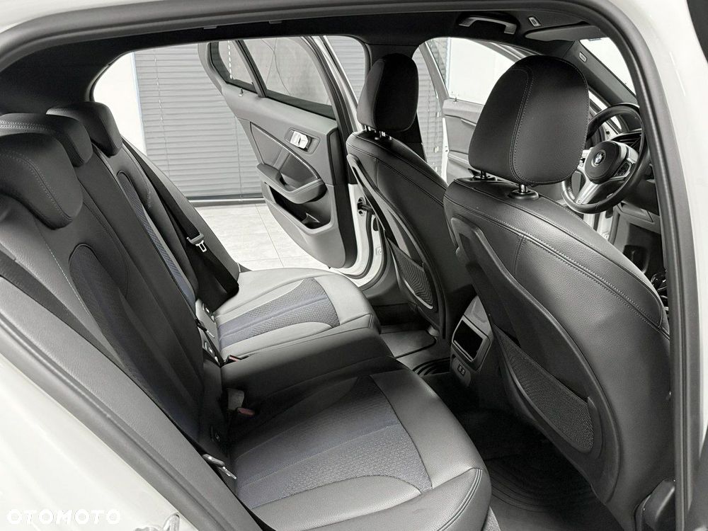 BMW Seria 1 118i M Sport - 35