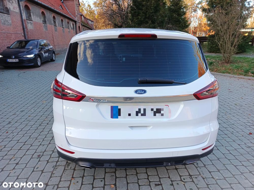 Ford S-Max 2.0 TDCi Titanium PowerShift - 7