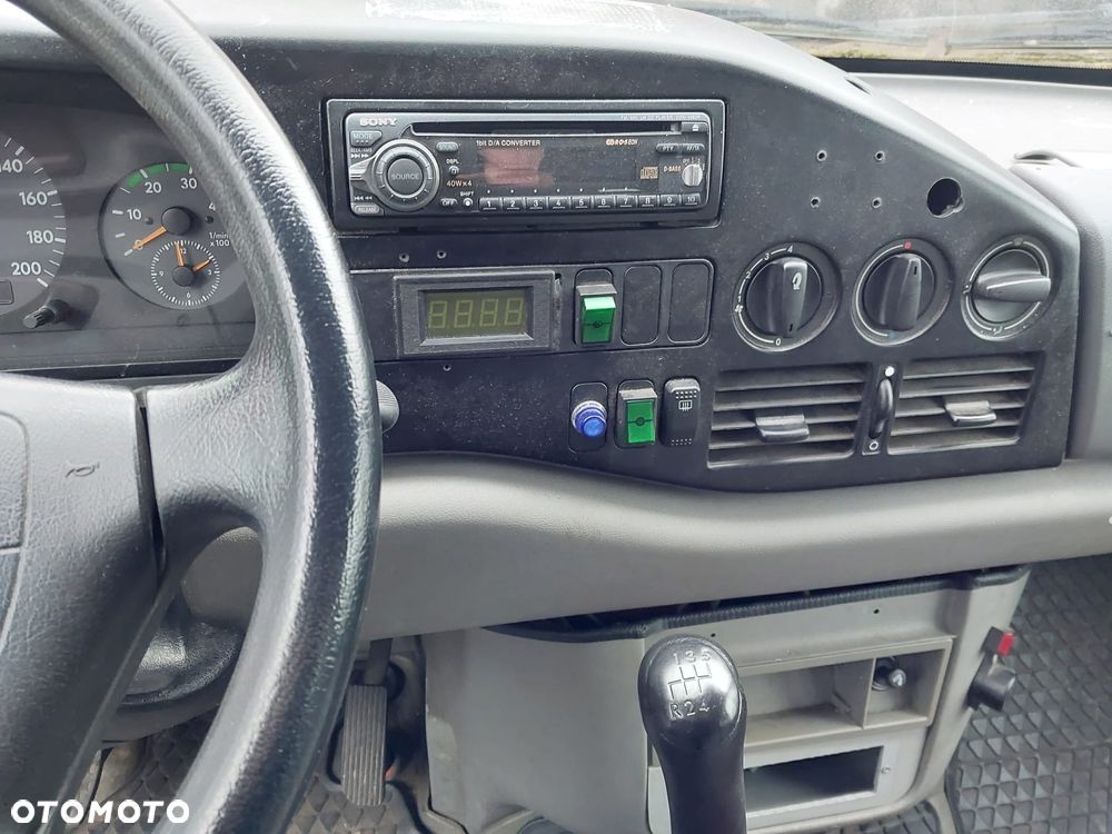 Volkswagen LT - 2