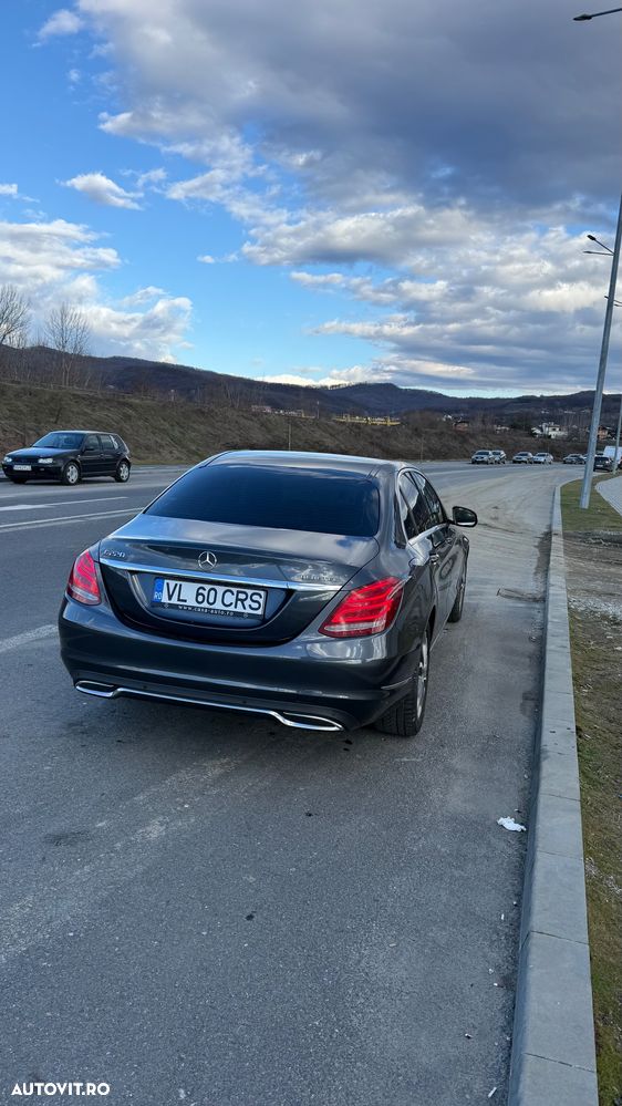 Mercedes-Benz C - 4