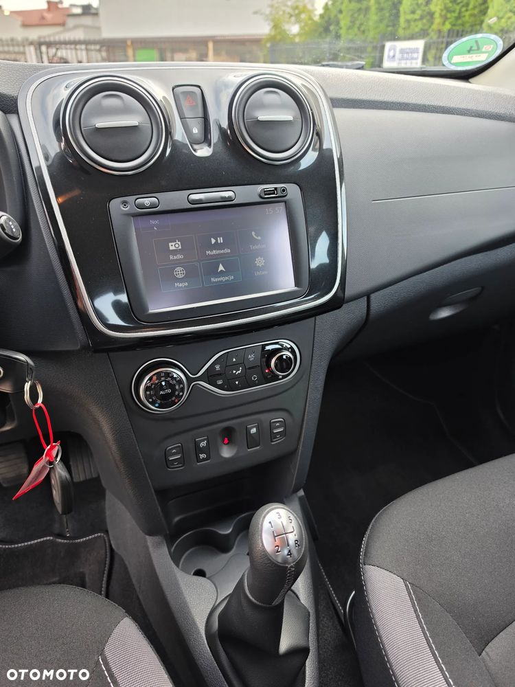 Dacia Sandero 0.9 TCe SL Celebration S&S EU6 - 23