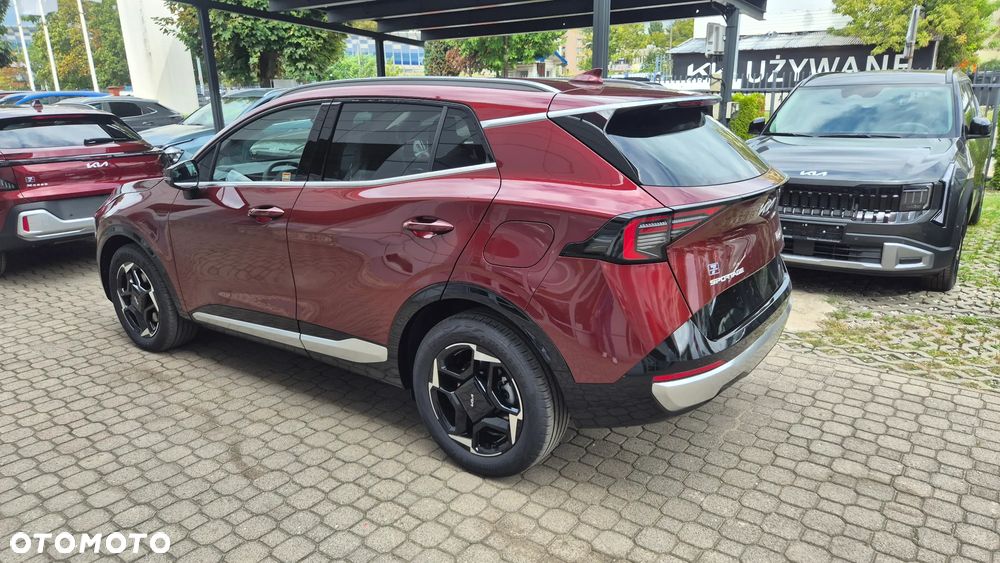 Kia Sportage 1.6 T-GDI HEV Business Line 2WD - 8