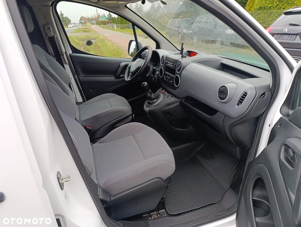 Peugeot Partner - 11