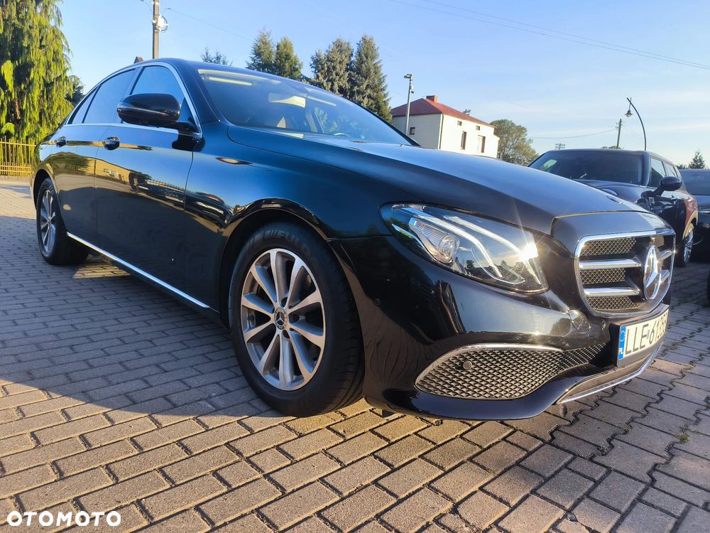 Mercedes-Benz Klasa E 200 d 9G-TRONIC - 27
