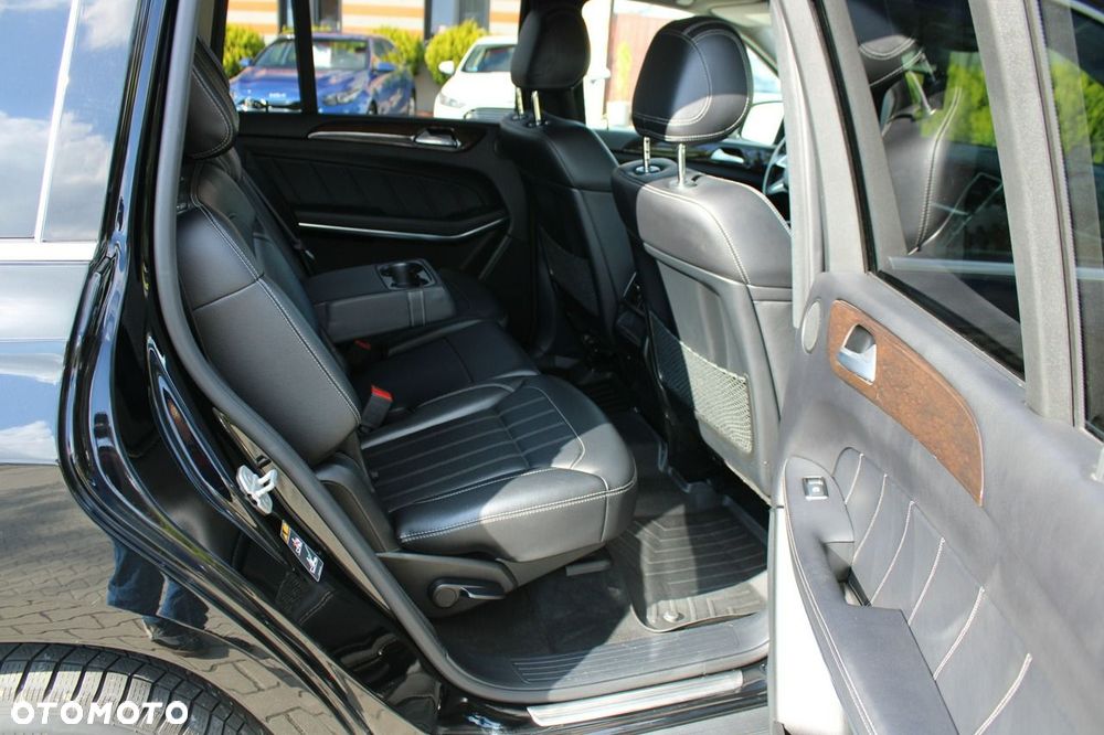 Mercedes-Benz GL - 24
