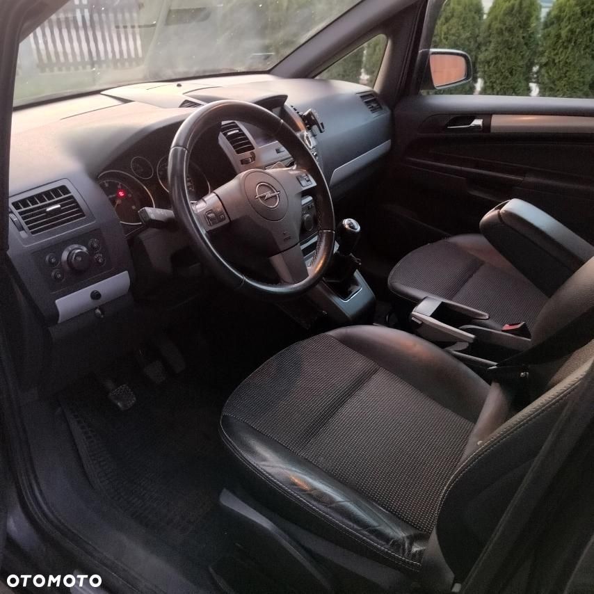 Opel Zafira 1.9 CDTI Essentia - 7