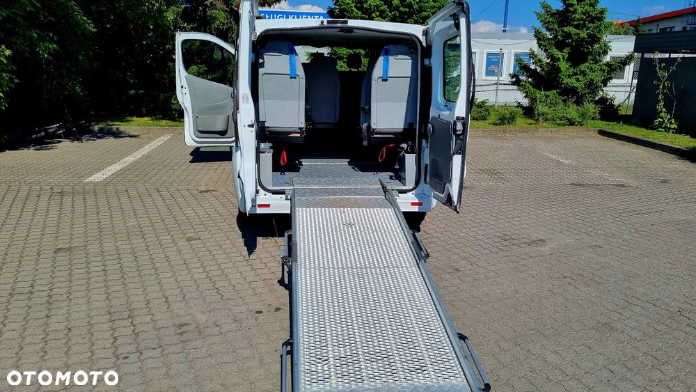 Renault Trafic - 16