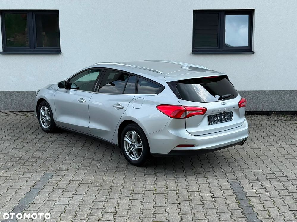 Ford Focus - 5