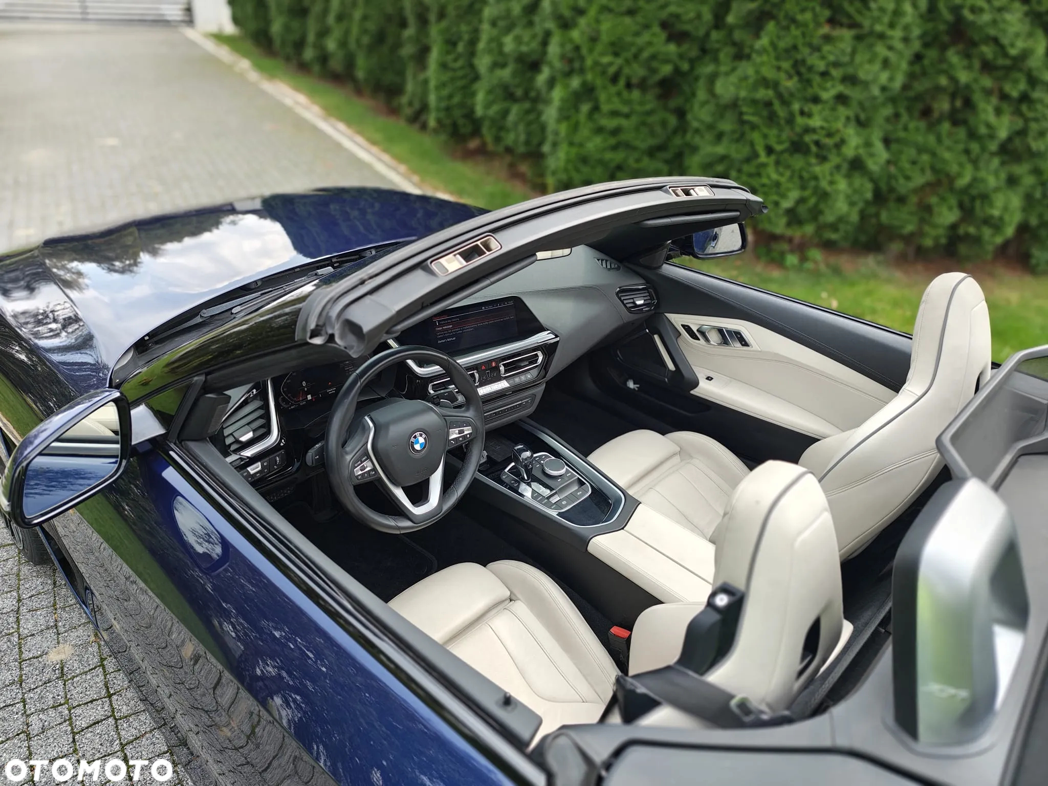 BMW Z4 sDrive30i - 14