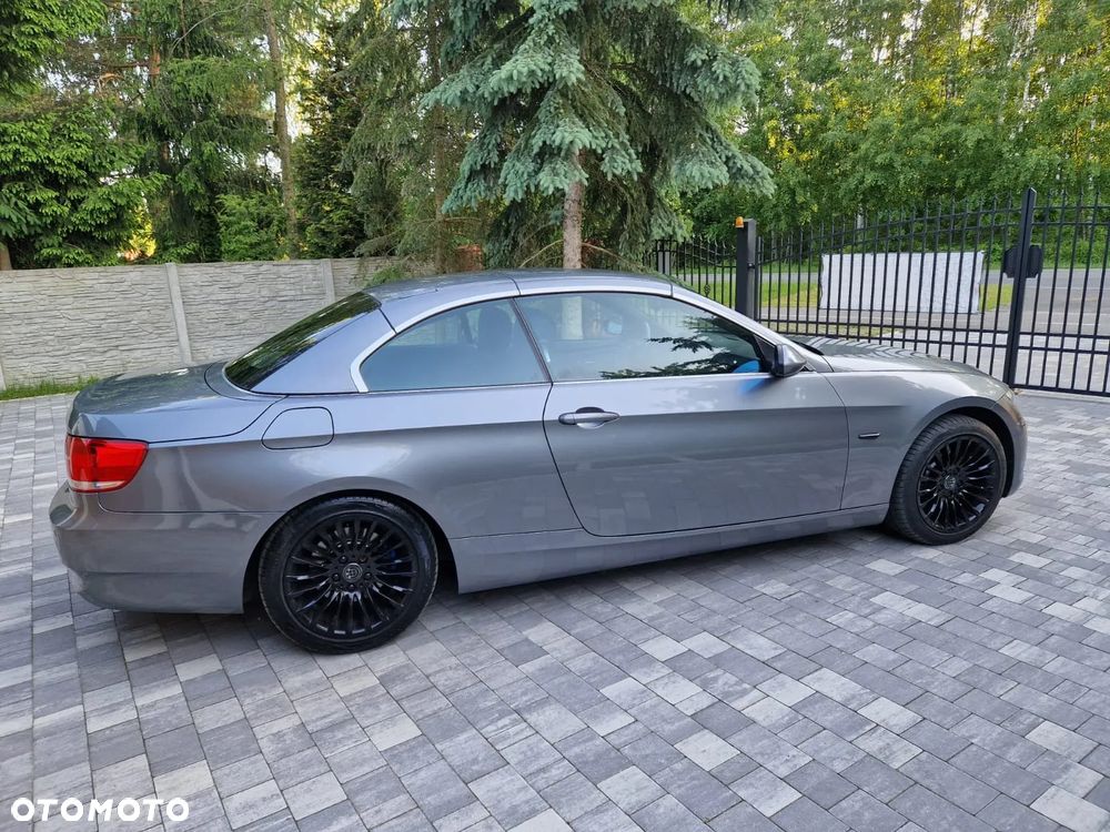 BMW Seria 3 325i - 20